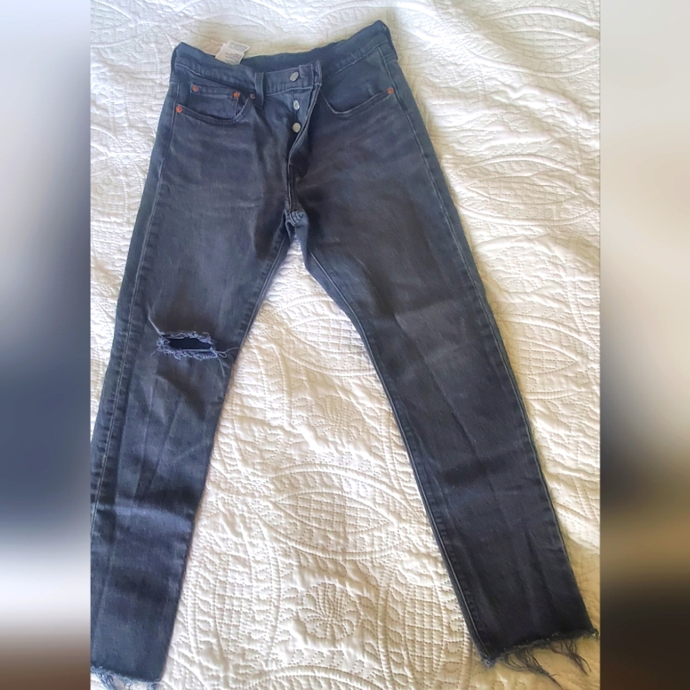 Womens Levi's jeans size w28 l30
